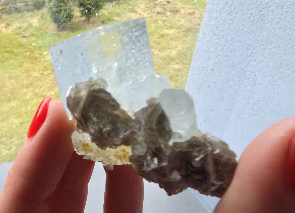 Akwamaryn naturalny duży kryształ, kamień , minerał