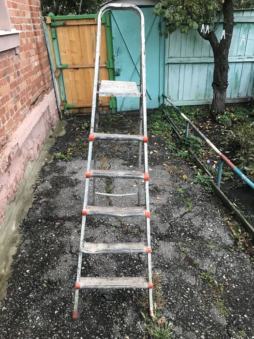 Лестница стремянка