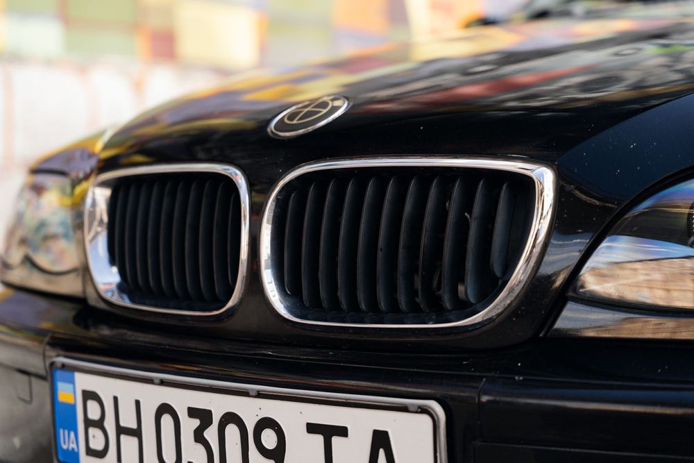 BMW 3 Series 2003 VIN WBAAX51050PD44149 фото оголошення 4 з 22