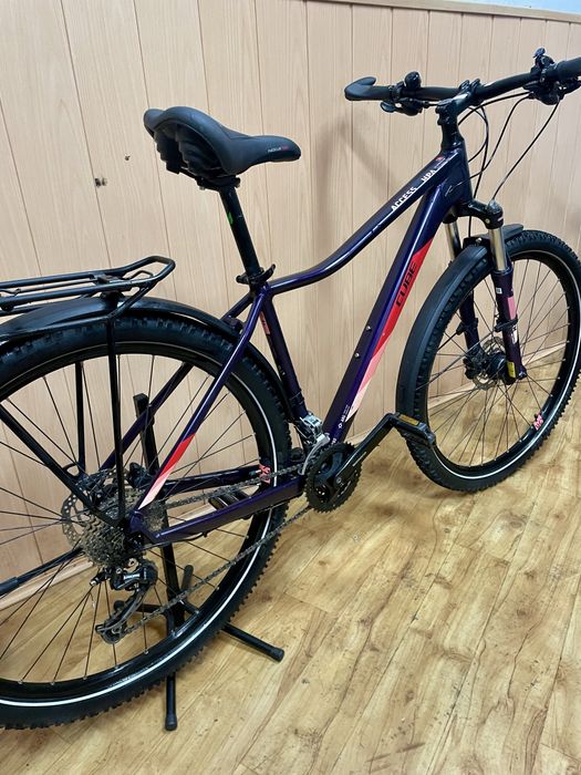 Bicicleta CUBE acess hpa
