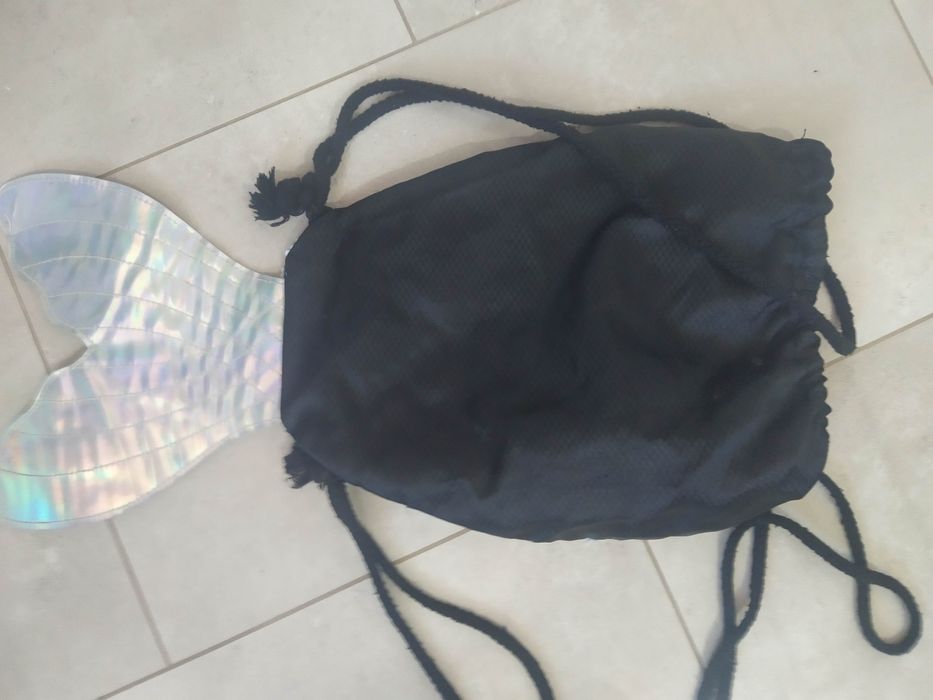 Worek rybi ogon z przekręcany mi cekinami.