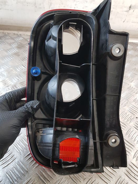 Lampa Prawa Tył Nissan Micra K12 Europa