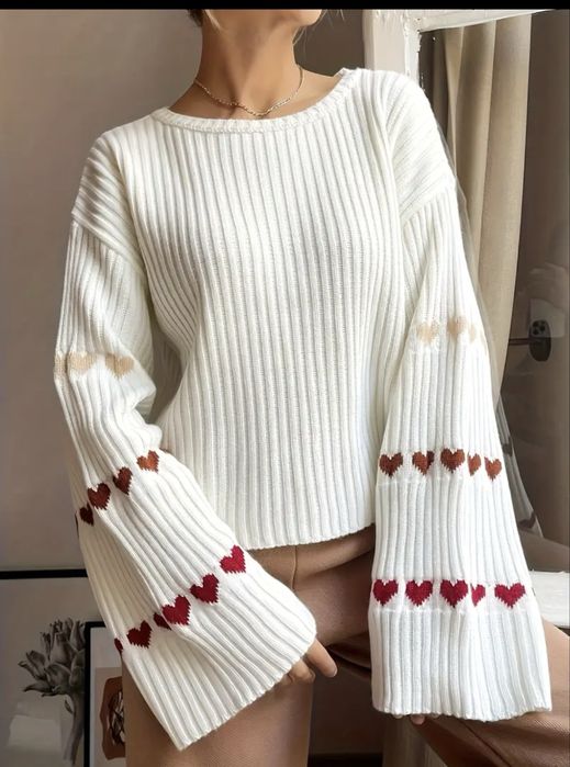 Светр жіночий сердечки