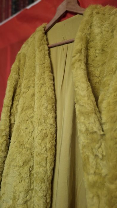 Casacos em pelo sintético