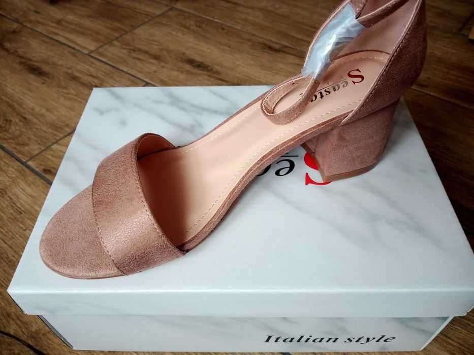 Damskie sandały 38 obcas 6cm