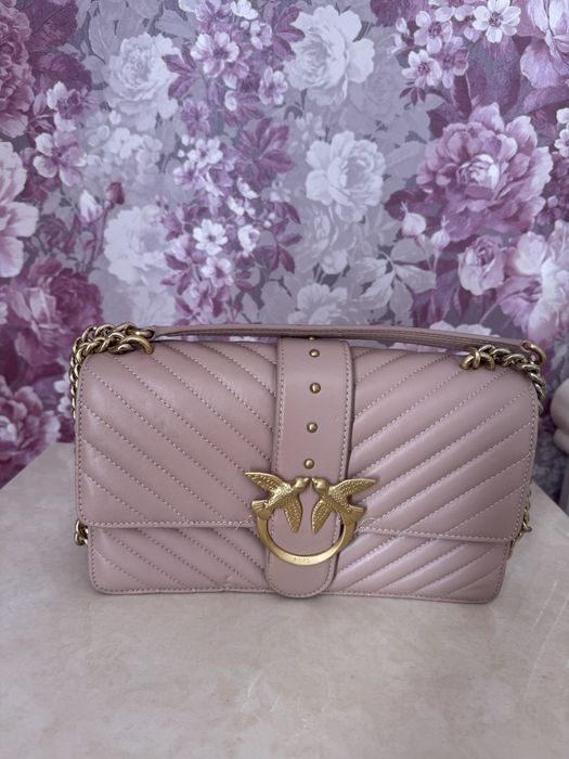 Продам сумку  Pinko оригинал