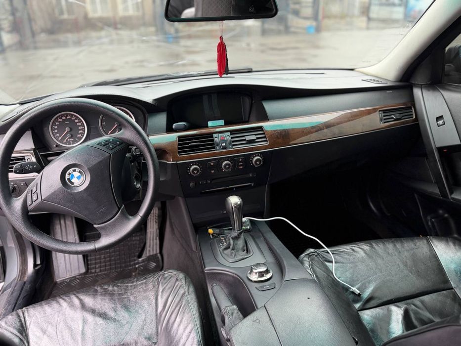 Продам БМВ е60 3л дизель