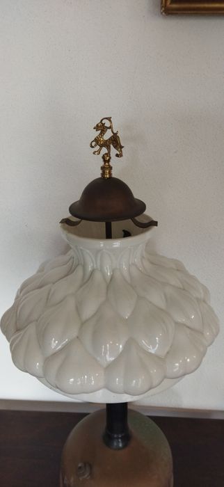 Candeeiro antigo Jerry Coleman Collection