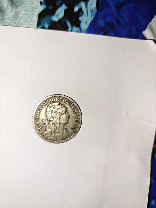 Mueda de 50 centavos diferentes anos e valores