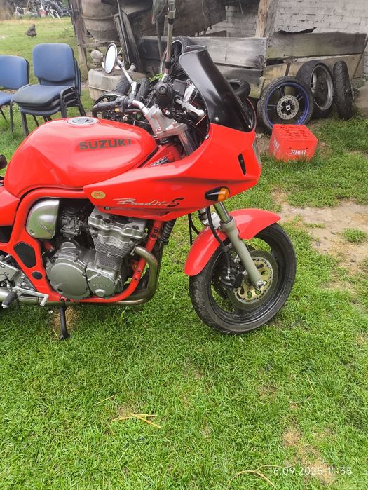 Suzuki gsf 600 bandit czasza lampa wypełnienie  stelaż szyba kierunki