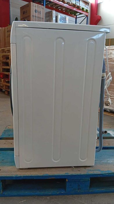 Máquina de lavar roupa ARISTON - 7 KG - Ofereço Entrega