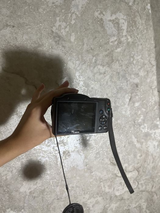 Продам фотоапарат Canon PowerShot SX400