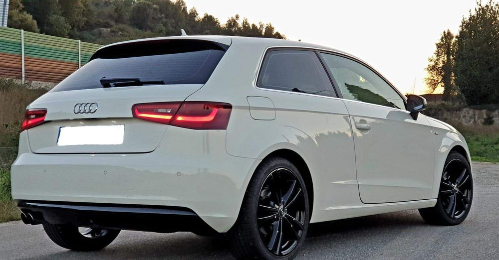 Audi A3 8v 2.0 184cv s-line