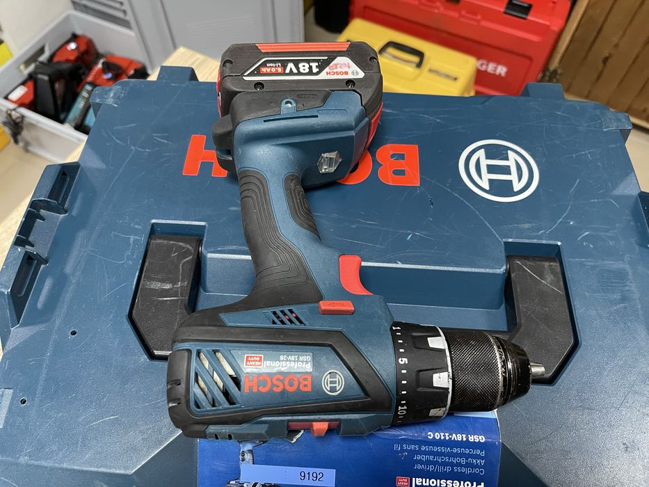 Bosch GSR 18V-28 L-Boxx / акумуляторний шуруповерт Бош