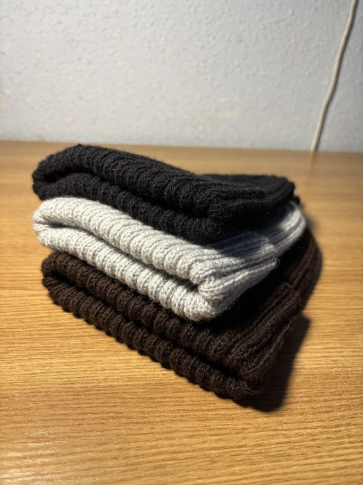 Шапка з петелькою «Піпка»