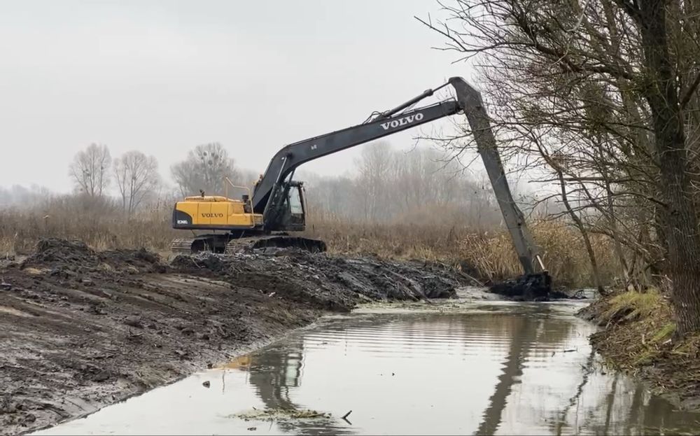 Будівництво озер, розчістка річок, штучні водойми.