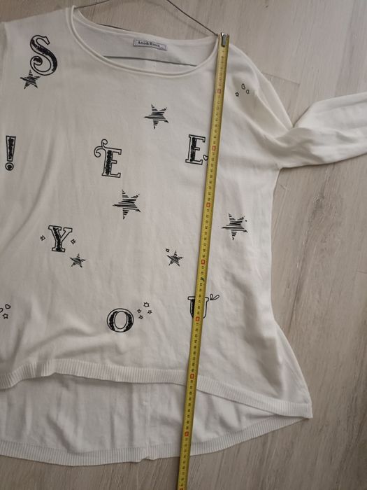 Kremowa bluzka z nadrukiem, sweterkowa, rozmiar L / XL