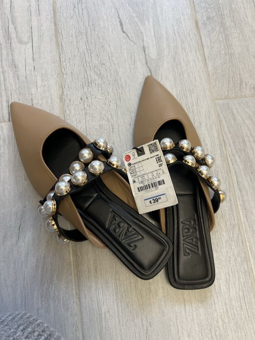 Жіночі мюлі Zara