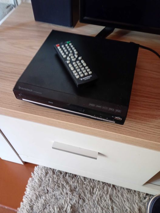 Leitor dvd novo, nunca usado com comando.