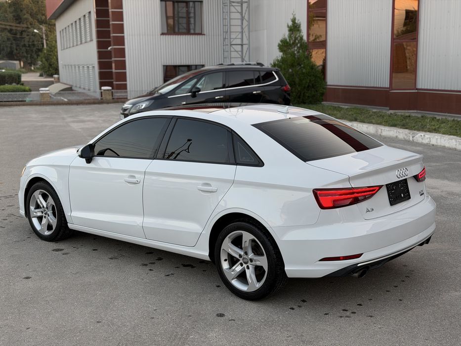 Audi A3 8v 2018 год полный привод