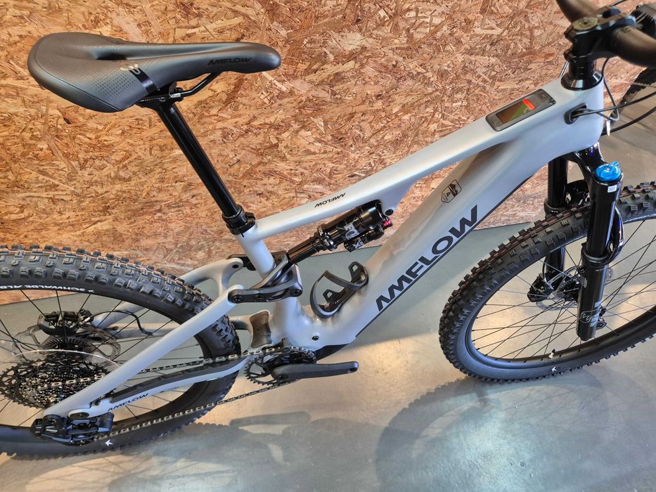 Bicicleta Enduro Eléctrica e-bike AMFLOW PR Carbon Pro 2027