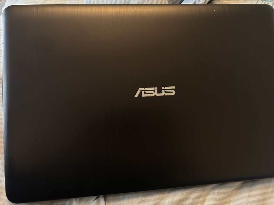Продам Ноутбук Asus R540S