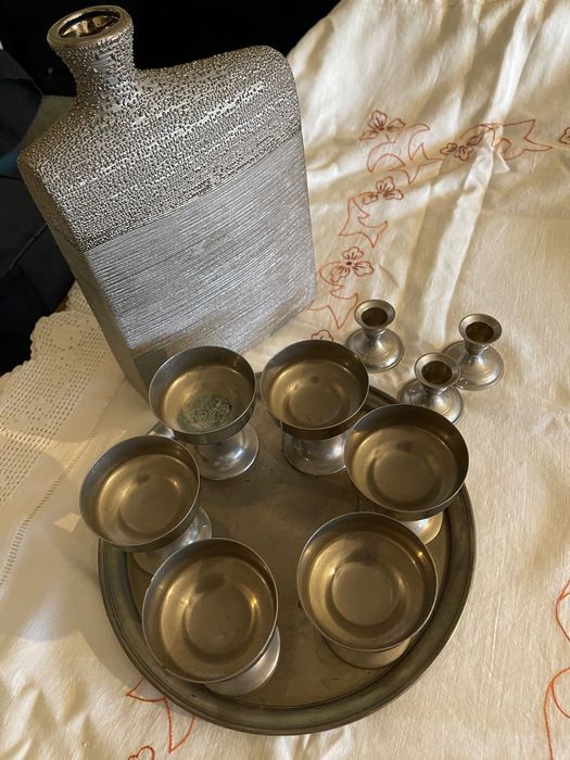 Decoração Jarra + 6 cálices + 3 castiçais