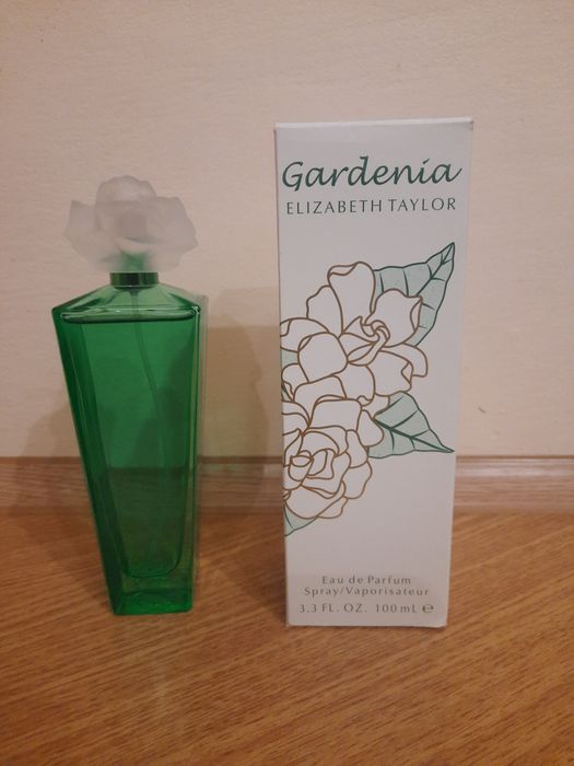 Perfum Gardenia Elizabeth Taylor