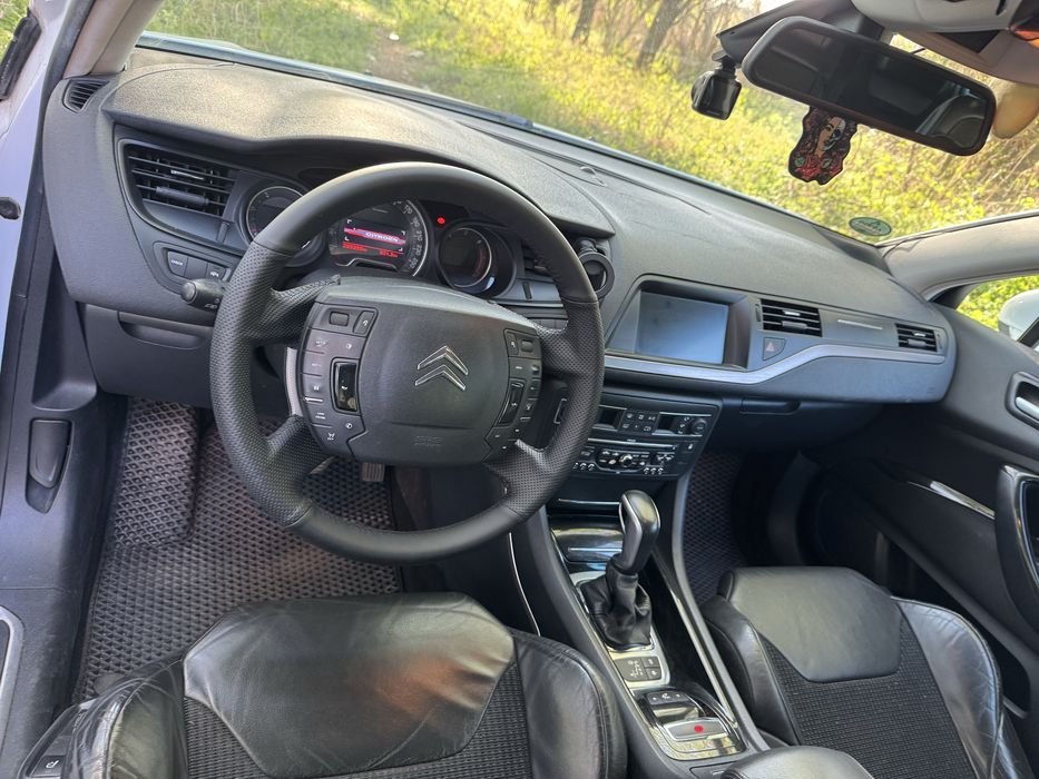 Uszkodzony Citroen C5