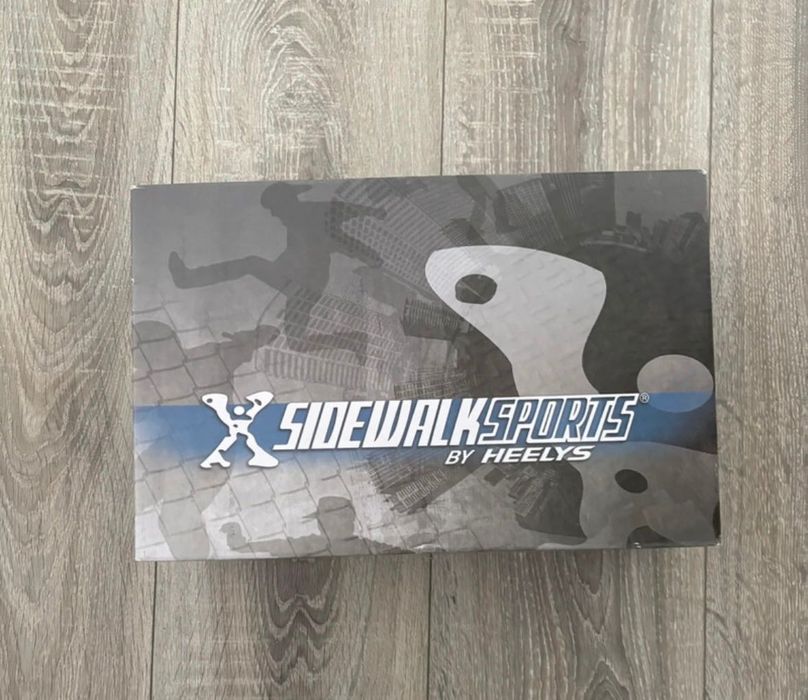 Ténis HEELYS em muito bom estado