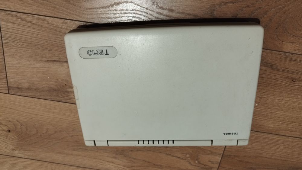 Laptop Toshiba T1910