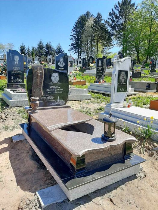 пам'ятники від виробника