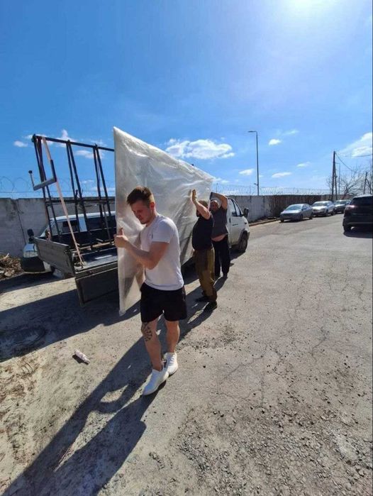 Грузчики такелажники, услуги грузчиков, занос мебели техники на этаж