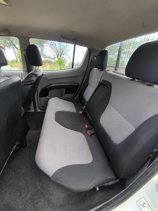 Mitsubishi L200 2.5 DI-D Cabine Dupla (4x2) – 206.000 km – Mecânica Impecável