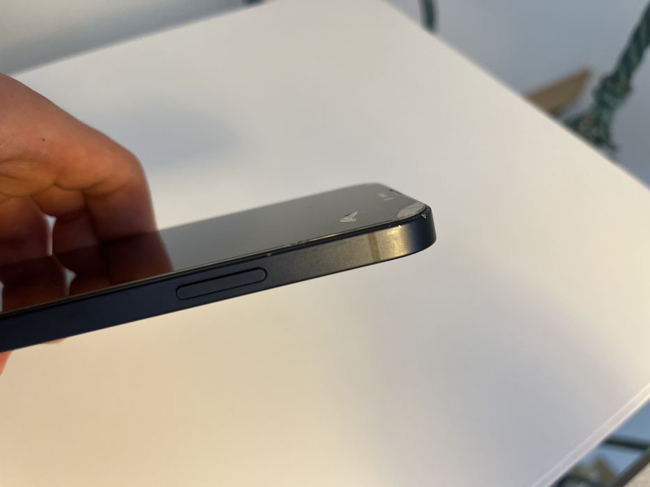 iPhone 12 128GB preto