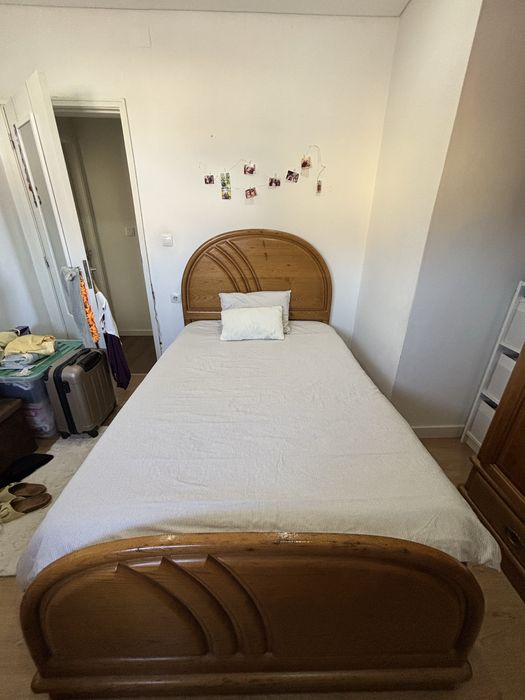 mobilia em mogno