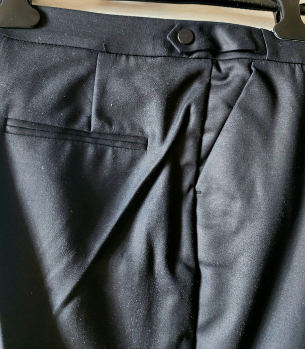 Брюки женские MANGO,новые,цвет черный