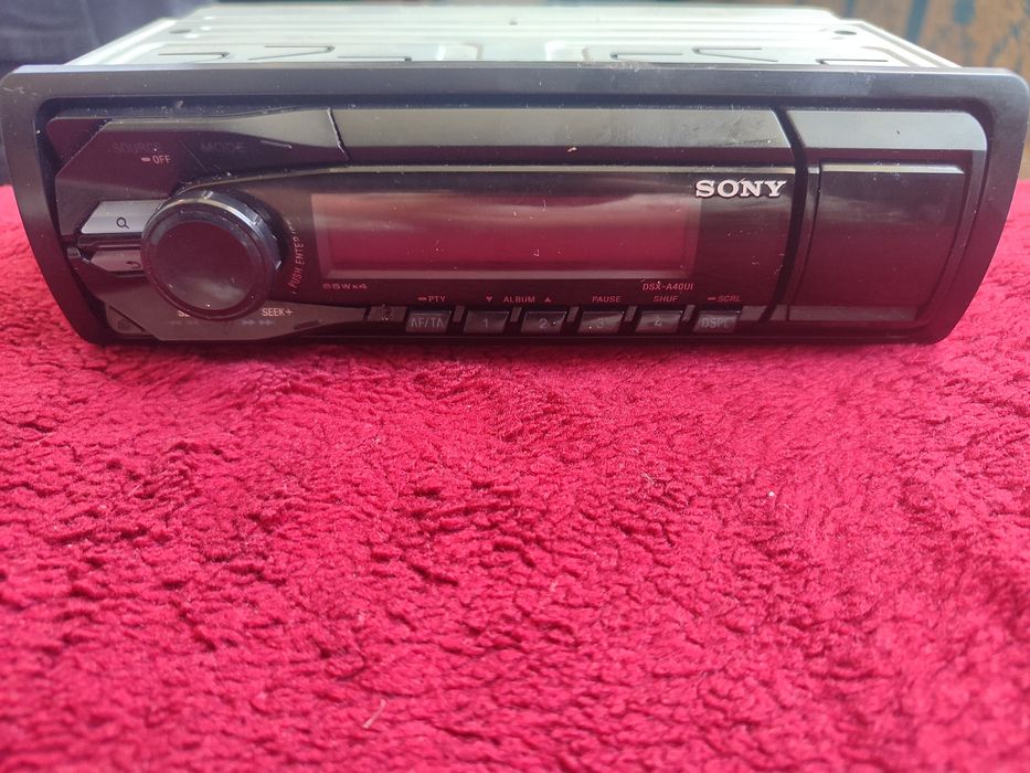 Продам магнітолу sony