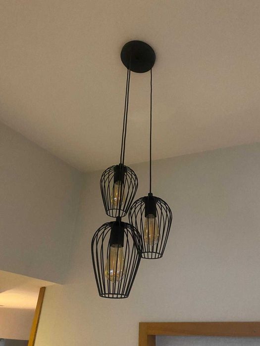 Candeeiro de teto preto