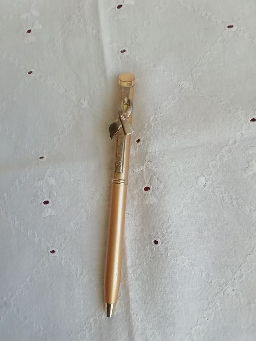 Esferográfica Avon, antiga