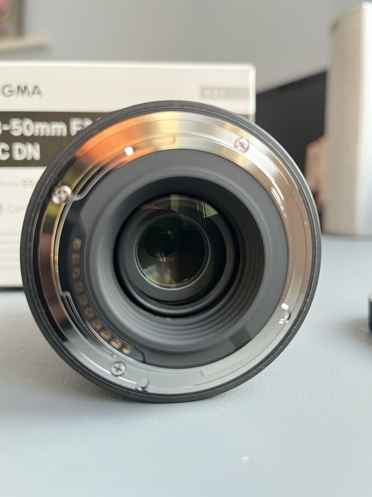 Sigma 18-50mm F2.8 DC DN для Sony E-mount, ідеальний стан