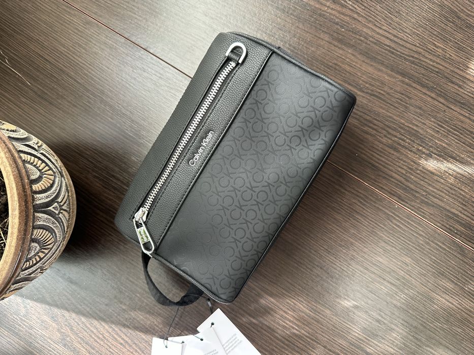 Косметичка Calvin Klein (ZM0ZM02887)