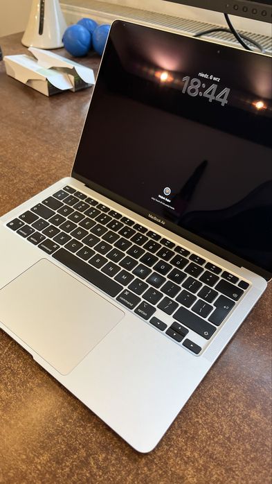 MacBook Air A2337 M1 16 GB RAM 256 GB SSD 2020
