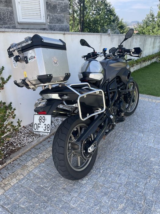 Bmw f 700 GS com 3 malas em aluminio