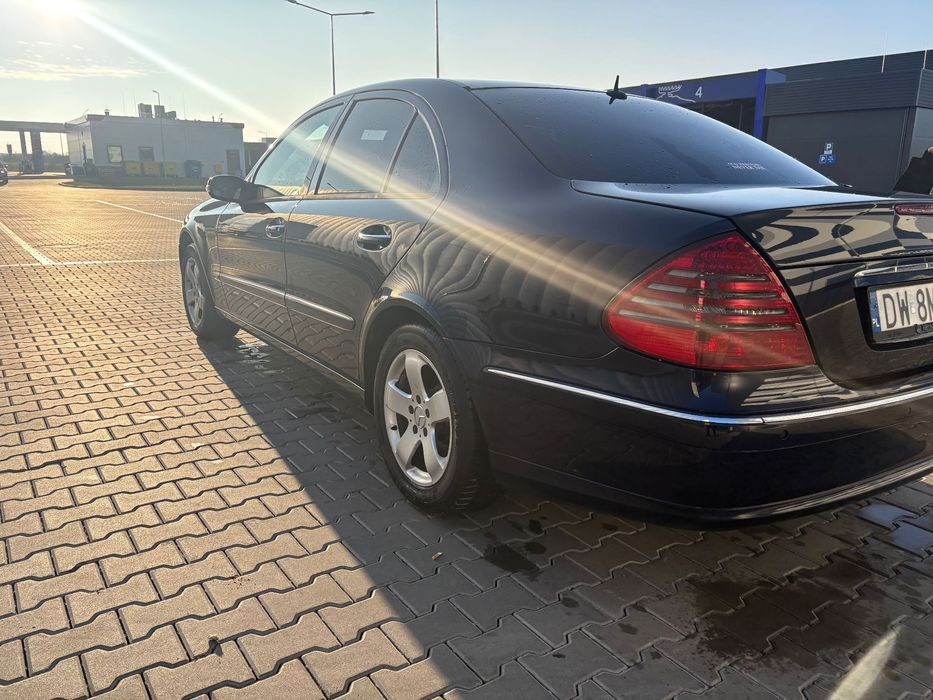 Mercedes W211 E320 CDI R6 204 KM Elegance automat