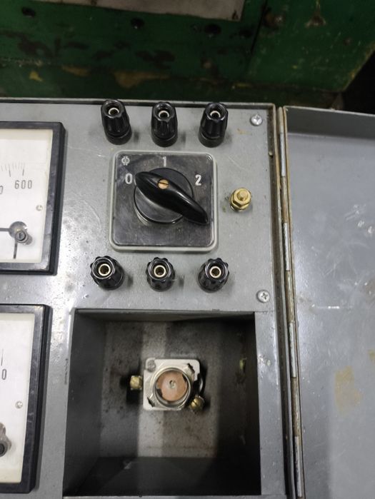 Urządzenie elektryczne,do pomiaru prądu,napiecia,tester silników