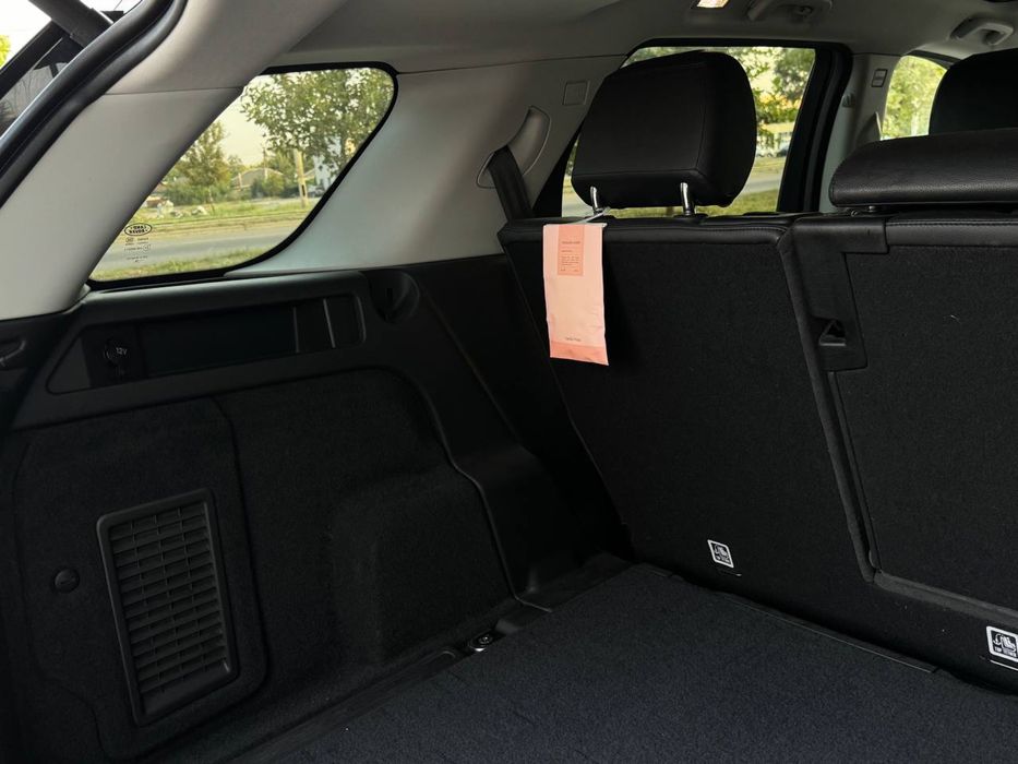 Ленд ровер дискавери спорт