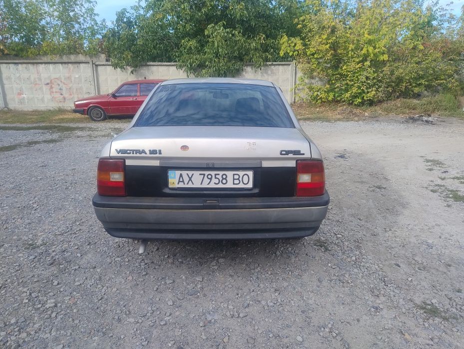 Опель Вектра А продам