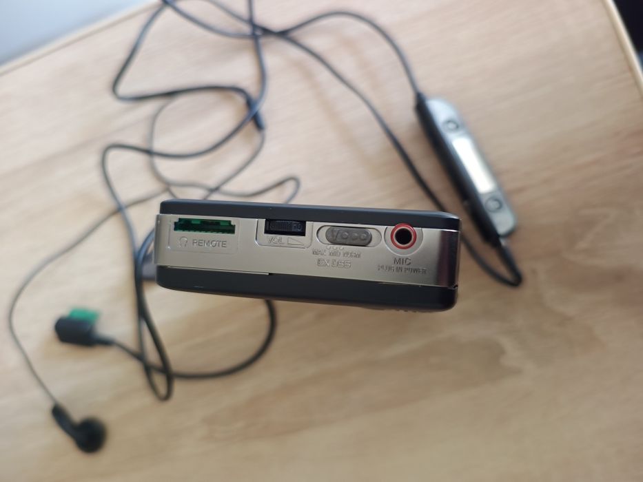 Касетний плеєр sony walkman wm-rx707