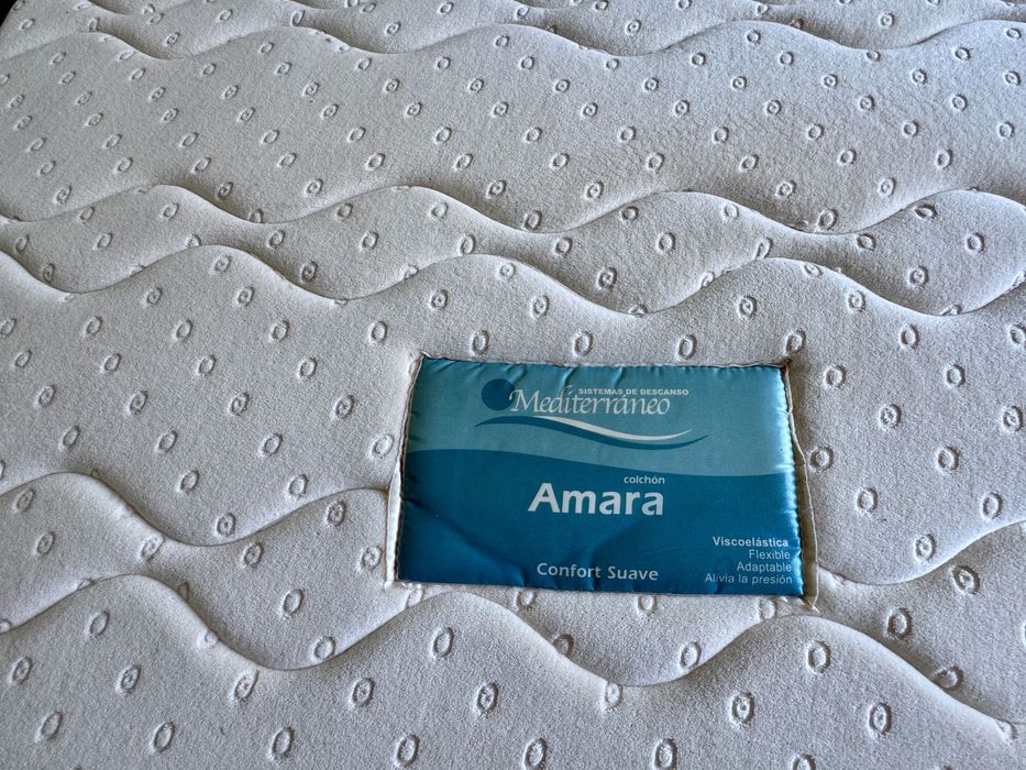 Cama articulada elétrica com colchão em muito bom estado